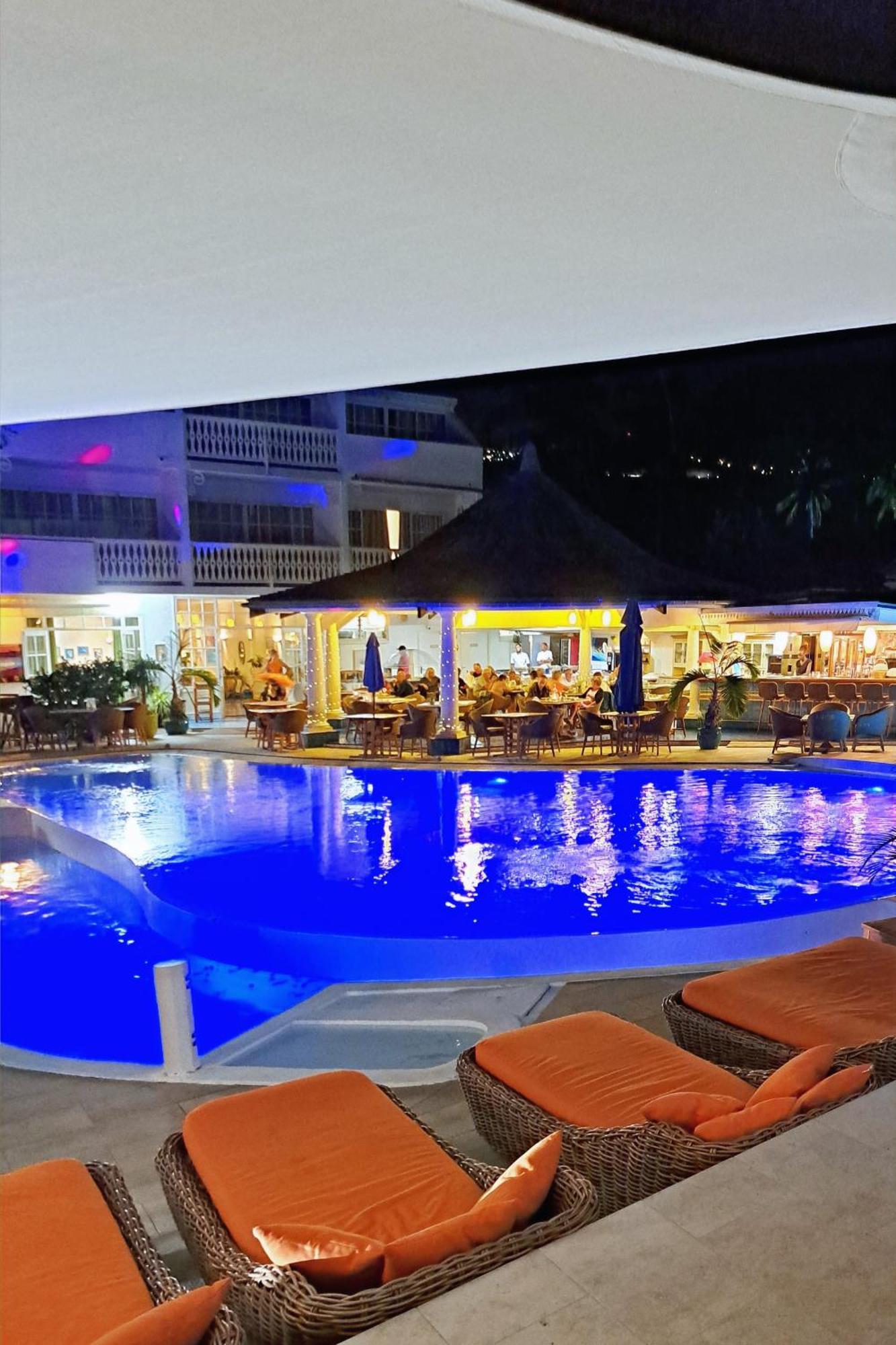Le Nautile Beachfront Saint-Gilles Les Bains Zewnętrze zdjęcie